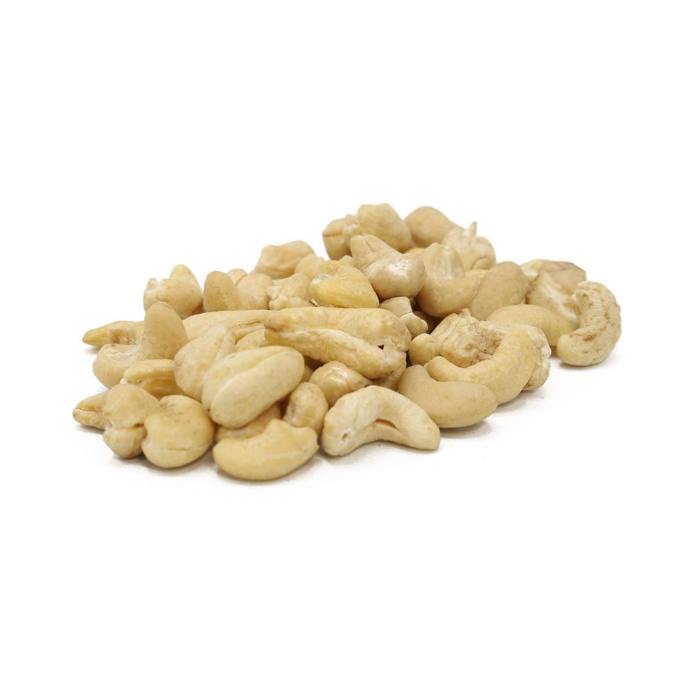 A pile of cashews