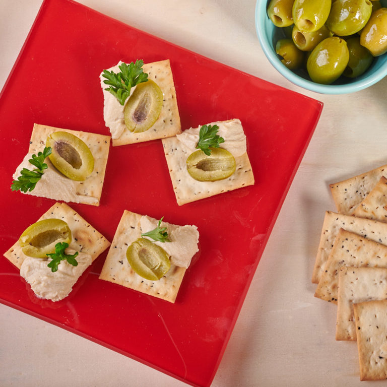 Partners Artisan Snack CrackersCracked Black Pepper EURO USA