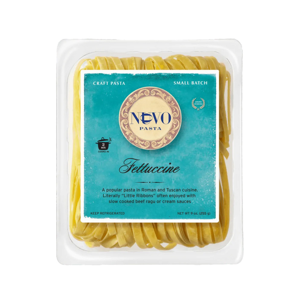 Nuovo pasta fettuccine in packaging