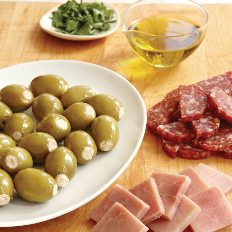 Divina Deli CupsFeta Stuffed Olives EURO USA