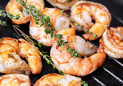 Grilled shrimp with thyme